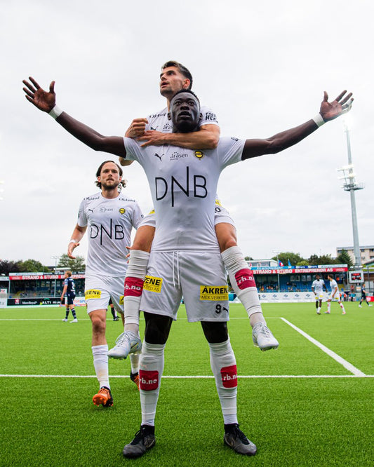 Akor Adams stars in Lillestrom's away victory