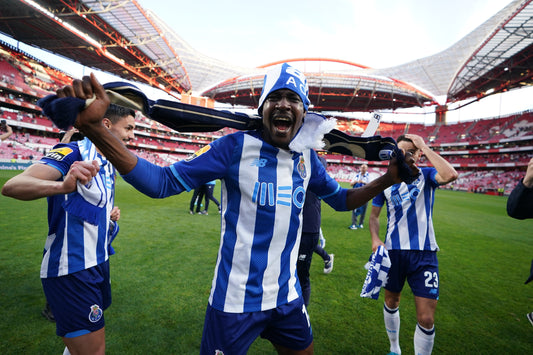 Zaidu Sanusi wins FC Porto their 30th Primeira Liga title