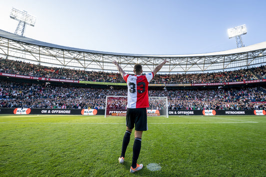 Cyriel Dessers scores two late goals to snatch a draw against PSV